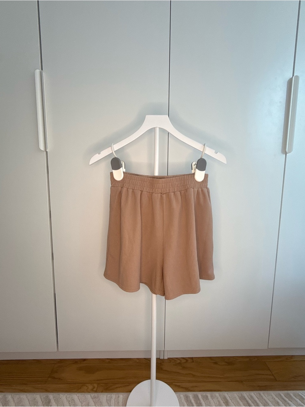 Women’s Ribbed Relaxed PJ Shorts in Tan - Picture 2 of 5